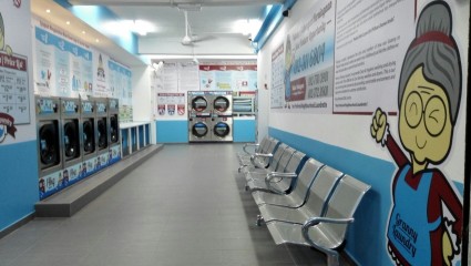 Coin Operated Laundry Shop in Ampang